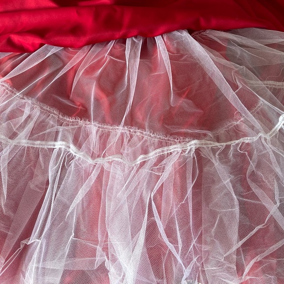 Betsy & Adam Red Satin Strapless Ball Gown, Woman’s Size 6, New With Tags - Picture 7 of 7